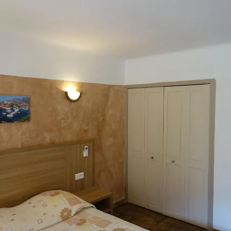 Διαμέρισμα Cabanaccia 35m² By Interhome *